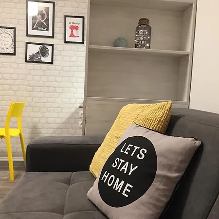 Moni Luxury Lägenhet